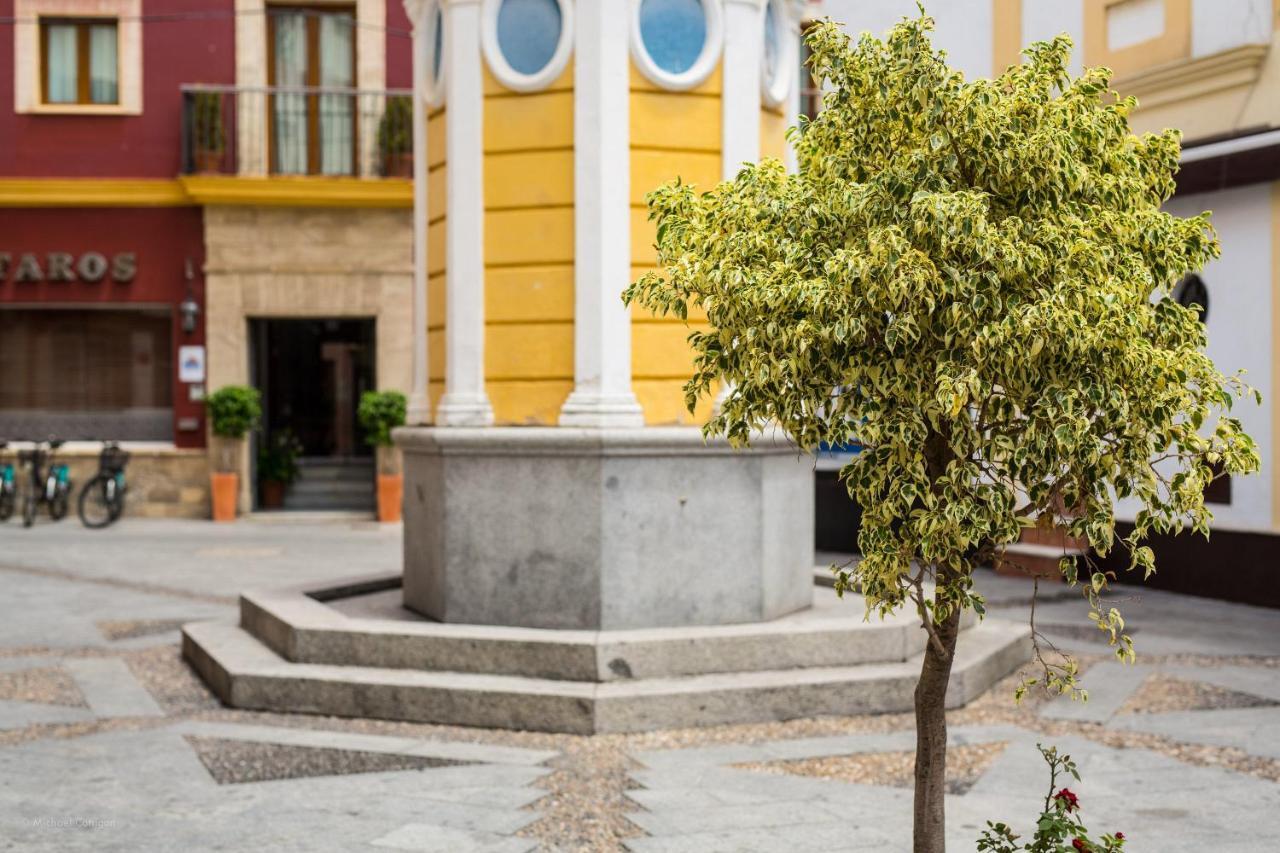 Apartamentos Los Cantaros El Puerto de Santa Maria Exterior foto